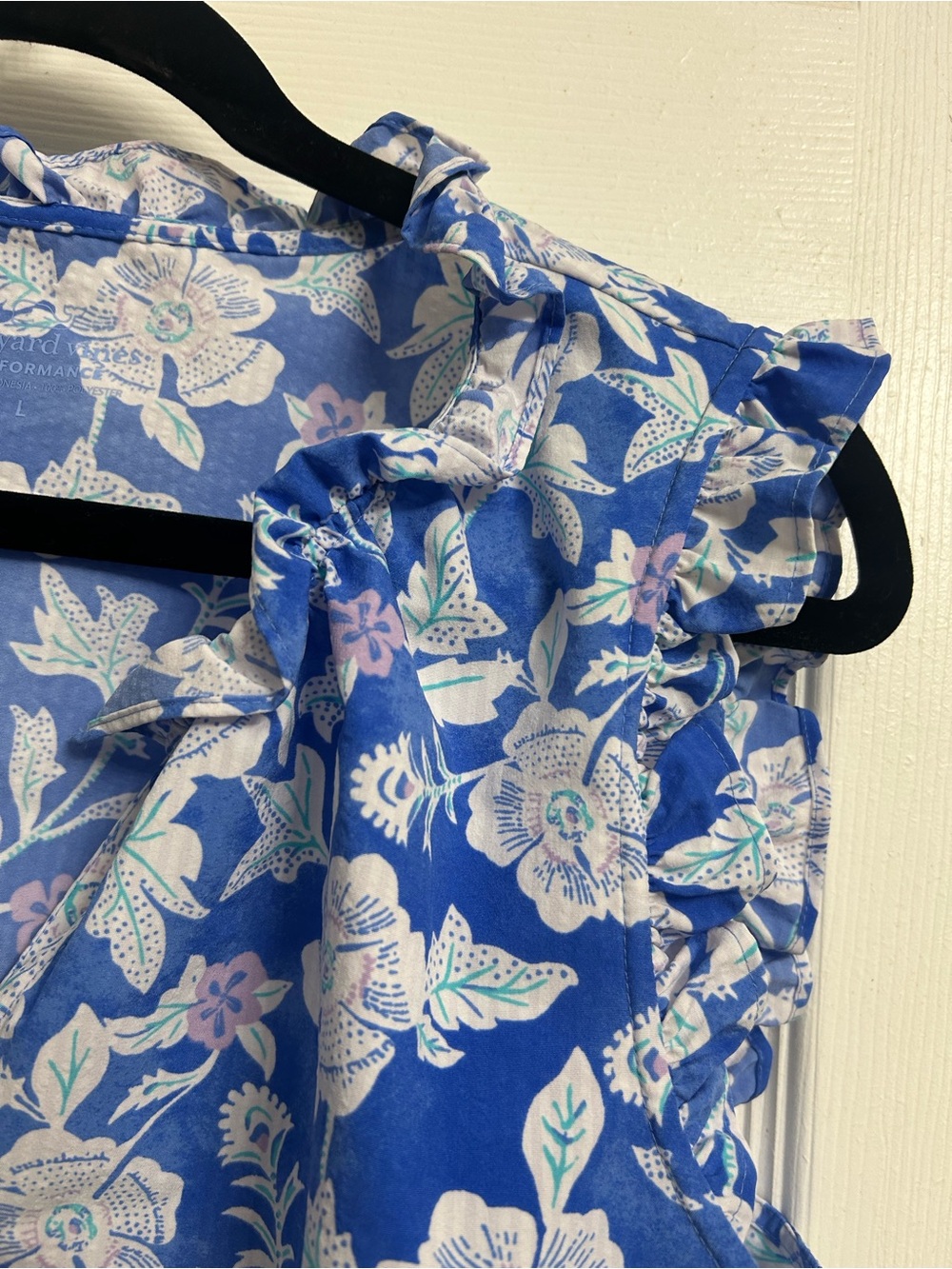 Vineyard Vines Blue Floral Ruffle Tassel Camisole - Picture 4 of 7